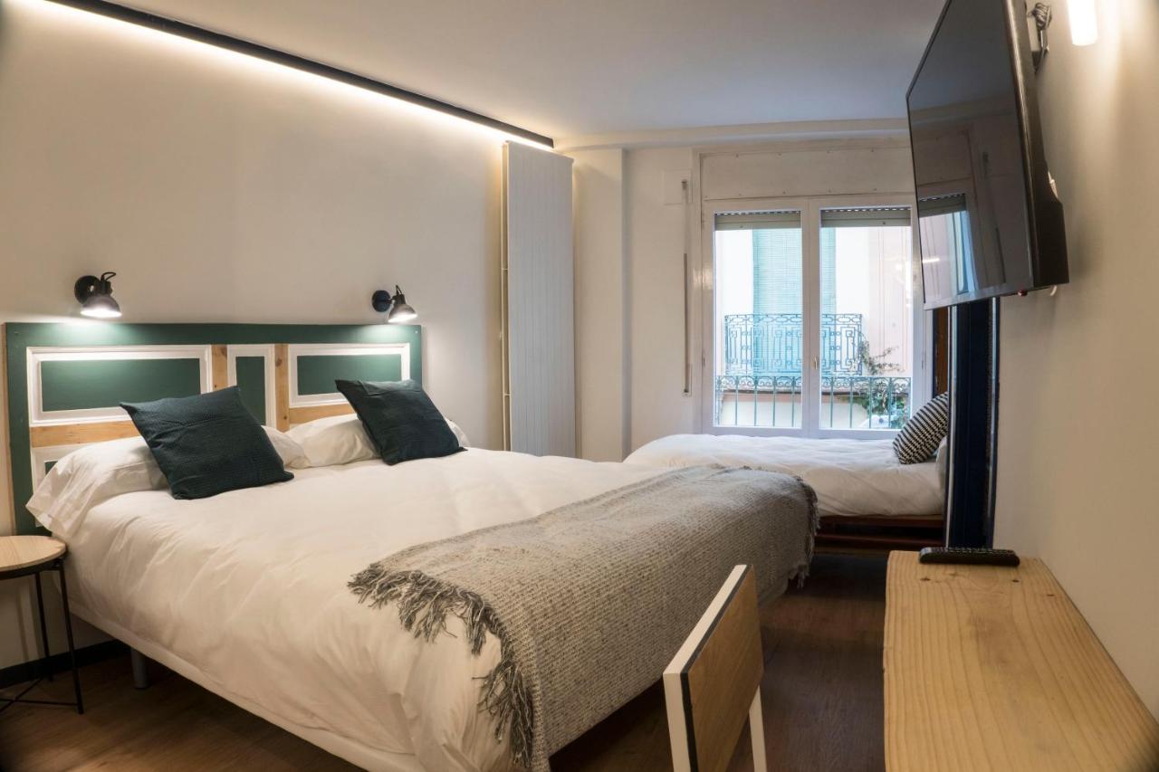 Hotel Alda Jolio Jaca Bagian luar foto