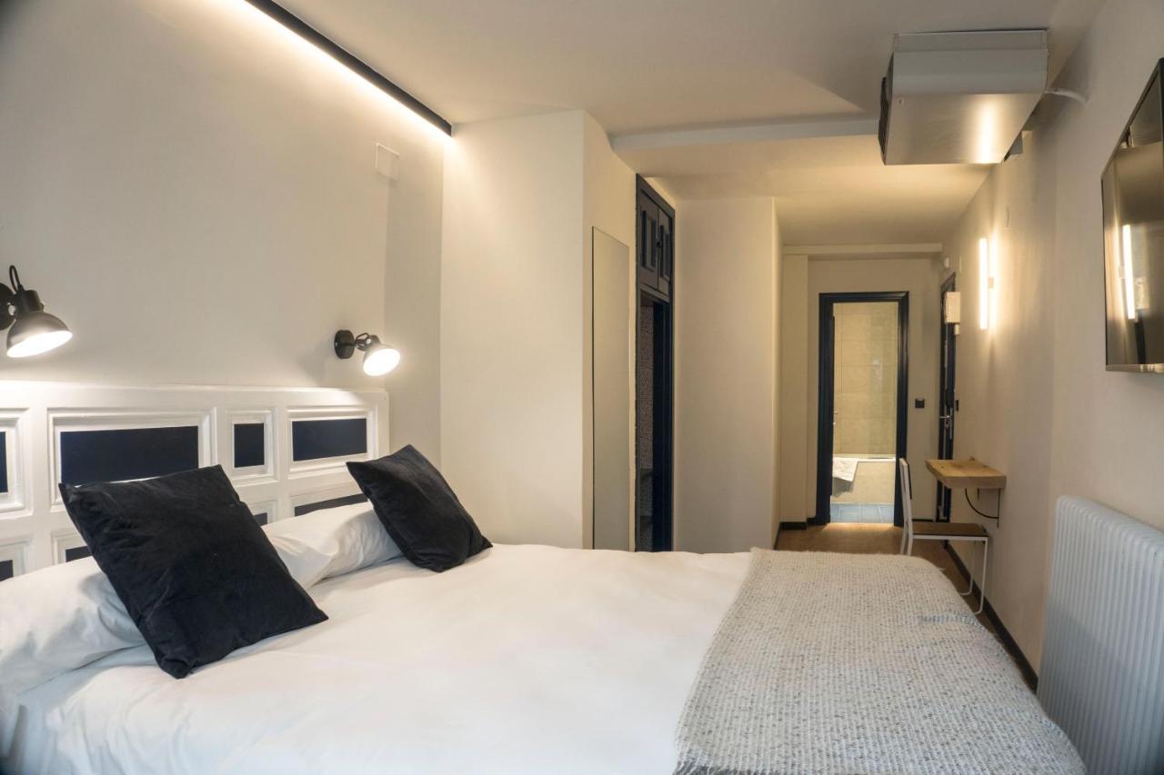 Hotel Alda Jolio Jaca Bagian luar foto